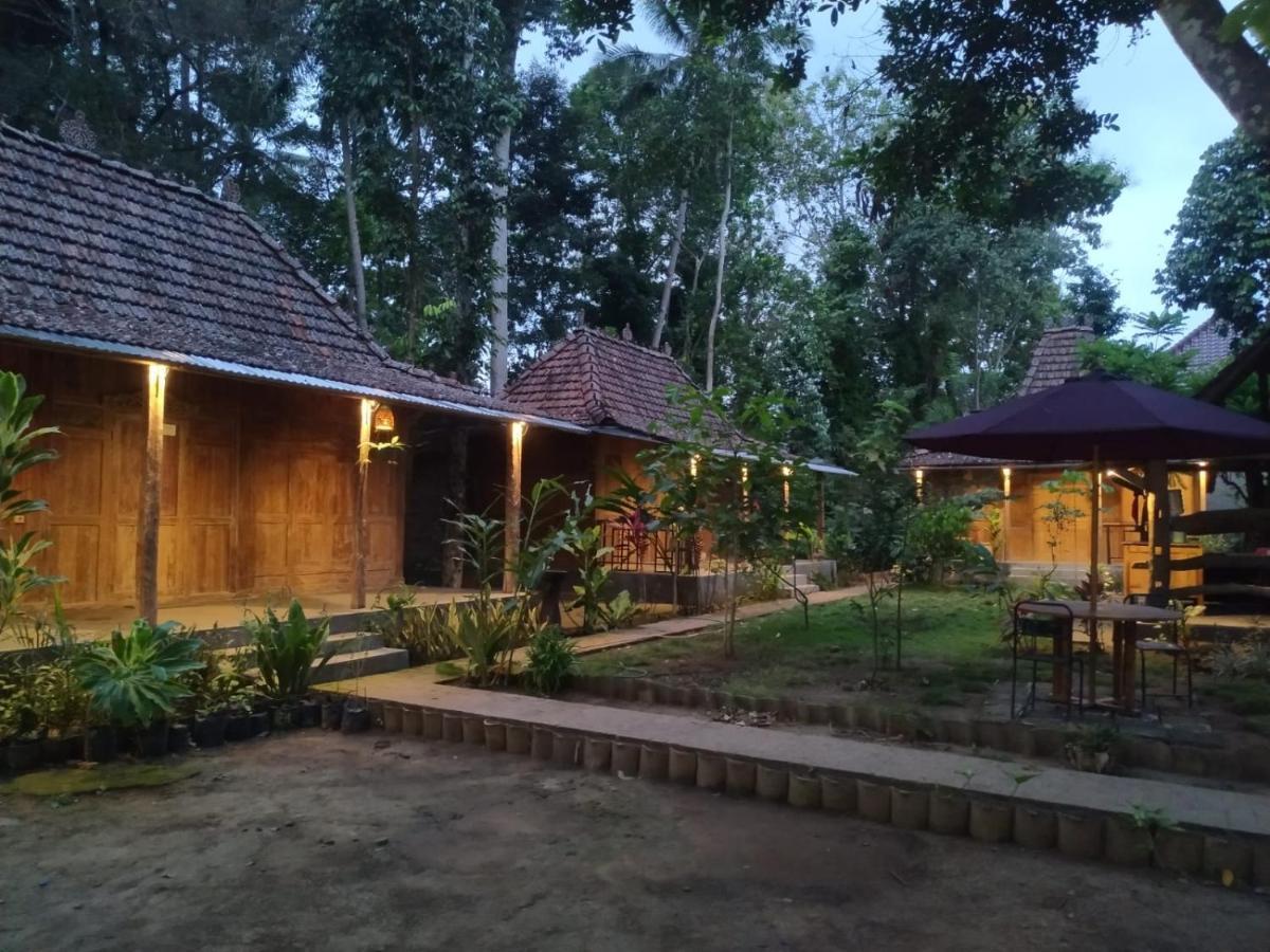 Omah Kayu Jagalan Hotel Magelang Exterior foto